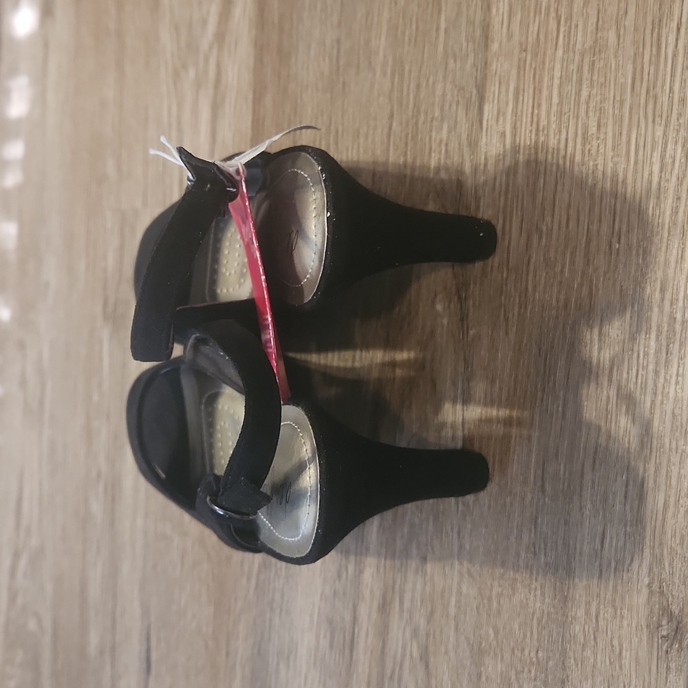 Womens NWT Deflex Comfort Heels - Picture 3 of 6